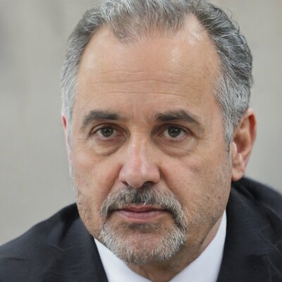 Javier Martínez, NIE & TIE Specialist